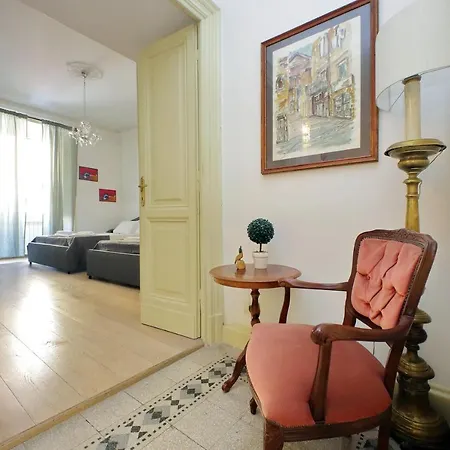 Divine Vatican View Daire