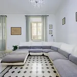 Divine Vatican View Apartamento *