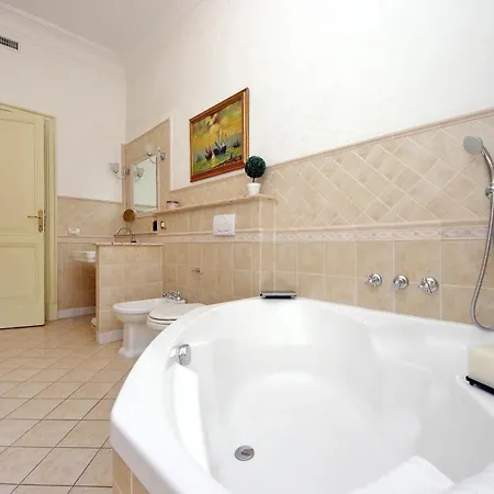 Divine Vatican View * Roma